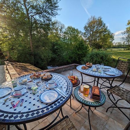 Bed and Breakfast Le Moulin Grenon Mezilles Экстерьер фото